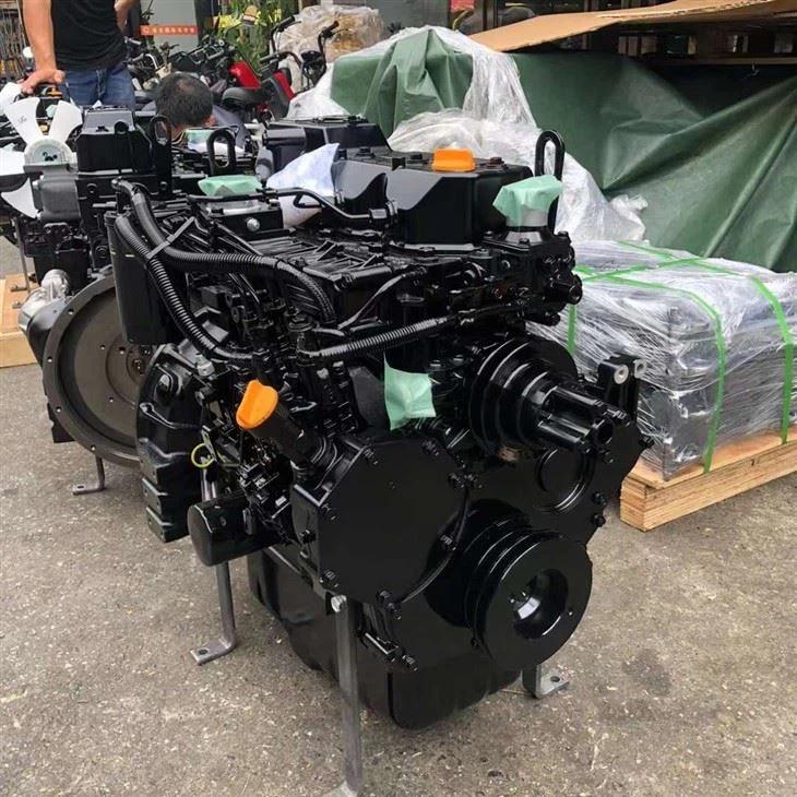Yanmar 4TNV94L engine (1)